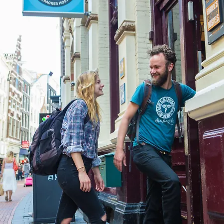 Hostel Flying Pig Downtown *