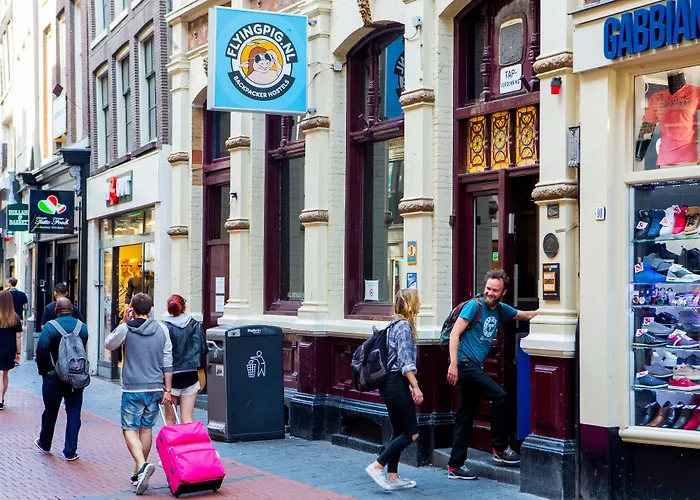 Hostel Flying Pig Downtown