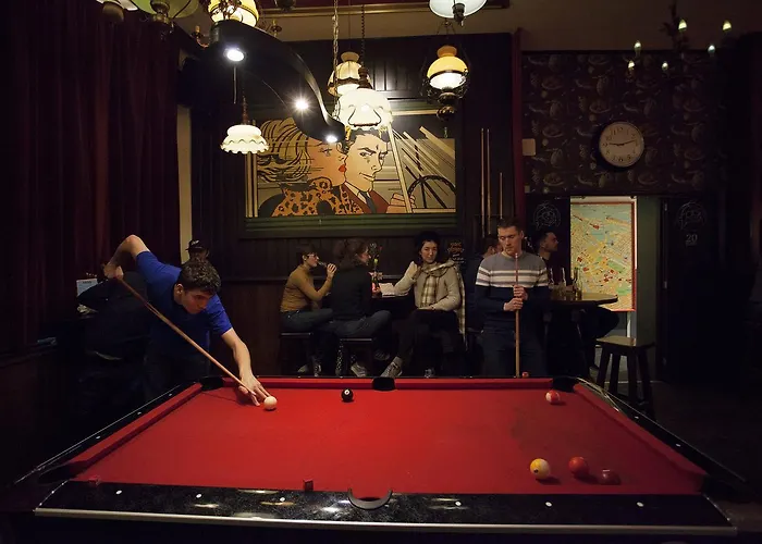 Flying Pig Downtown Hostel *