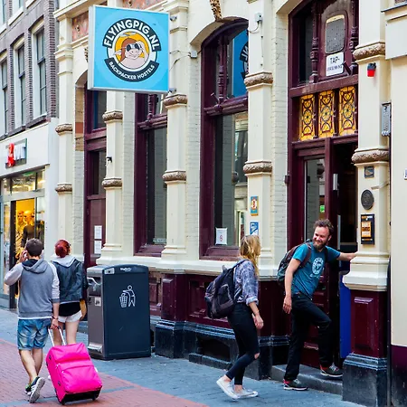 Hostel Flying Pig Downtown