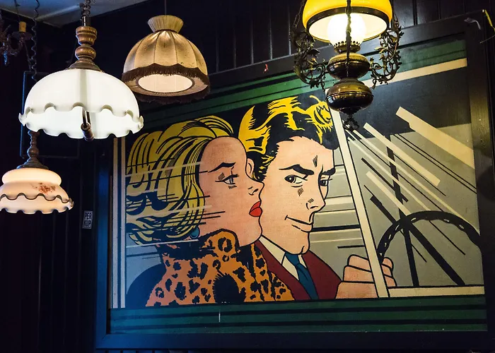 Flying Pig Downtown *